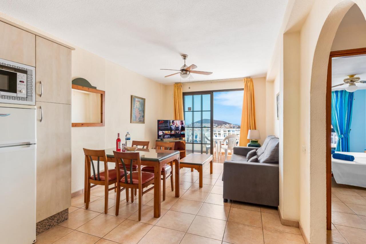 Club Tenerife Apartments Los Cristianos  Exterior photo