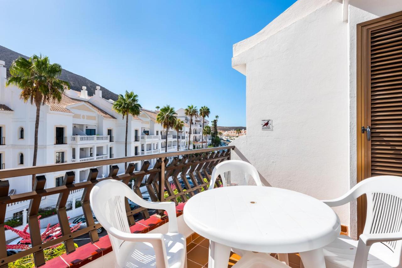 Club Tenerife Apartments Los Cristianos  Exterior photo