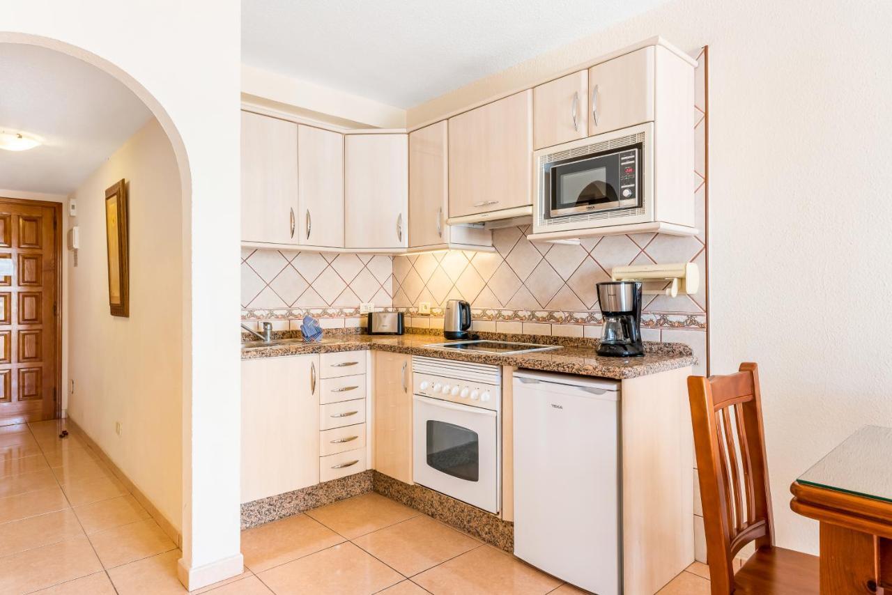 Club Tenerife Apartments Los Cristianos  Exterior photo