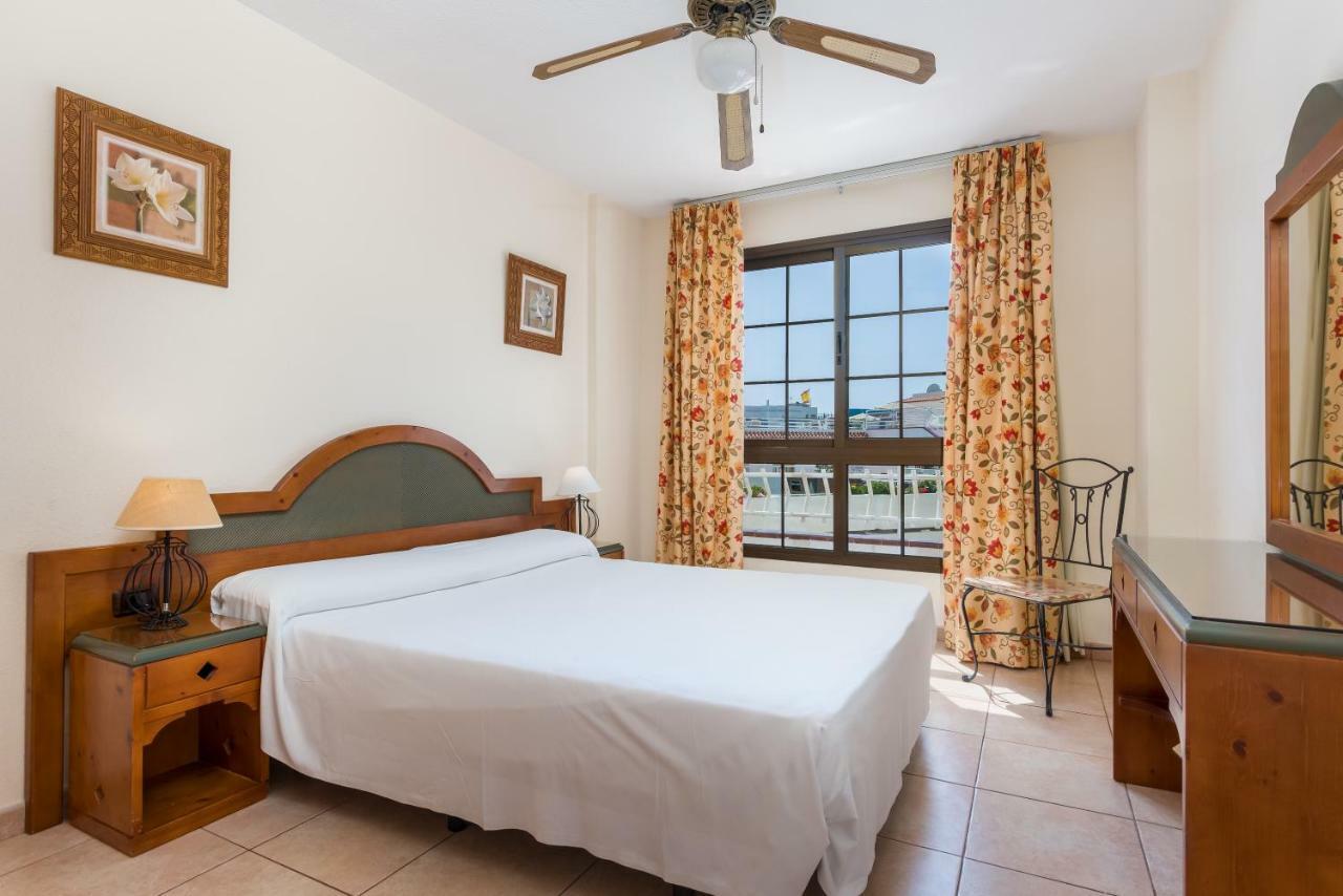 Club Tenerife Apartments Los Cristianos  Exterior photo